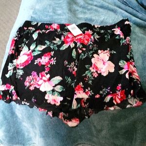 Torrid Floral Ruffle Shorts